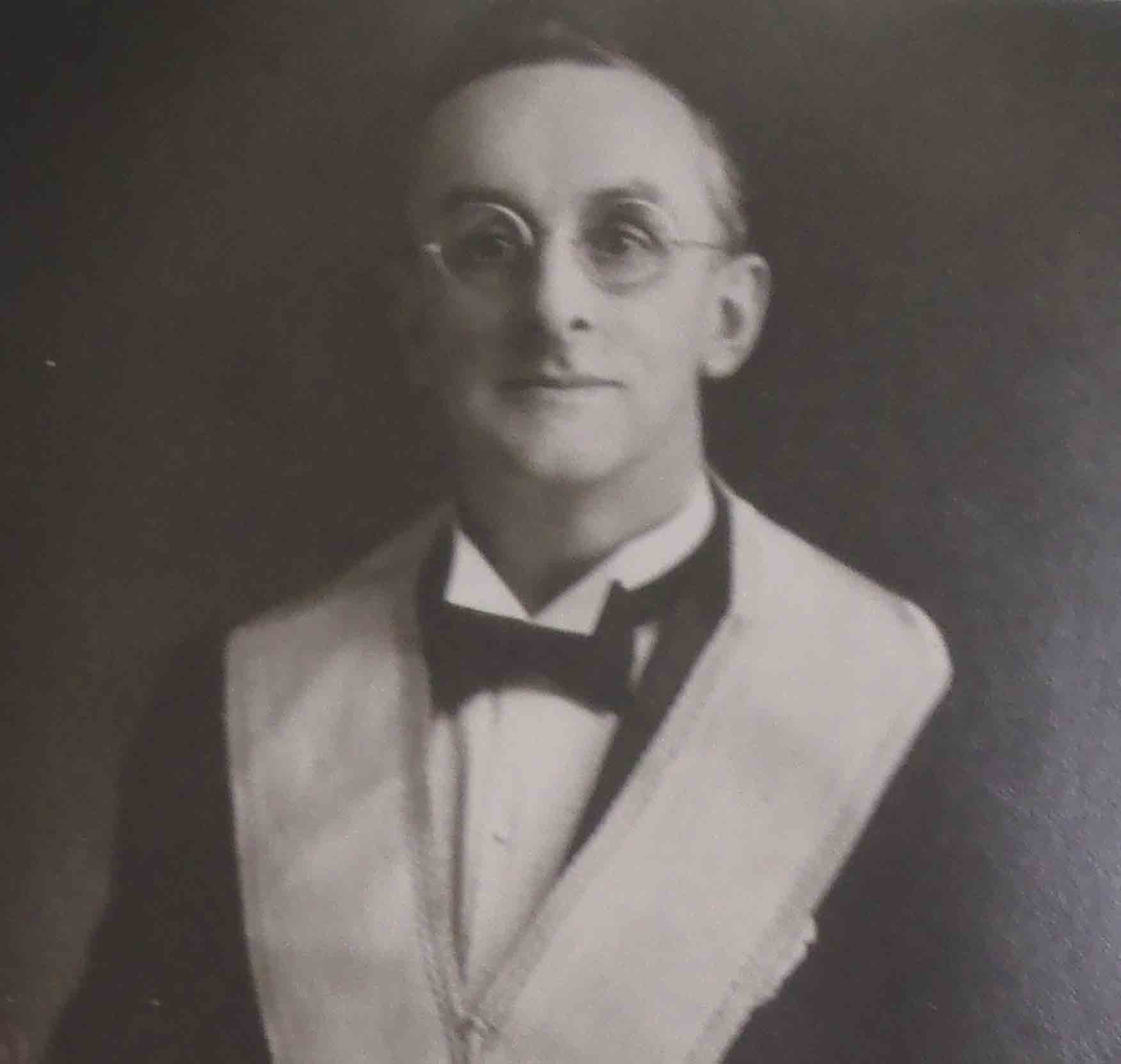 Robert Cummins circa 1933